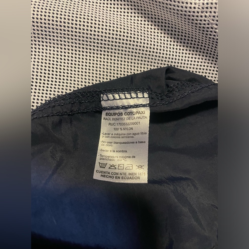 100% Nylon Cotopaxi Button Down Jacket Vintage - image 5